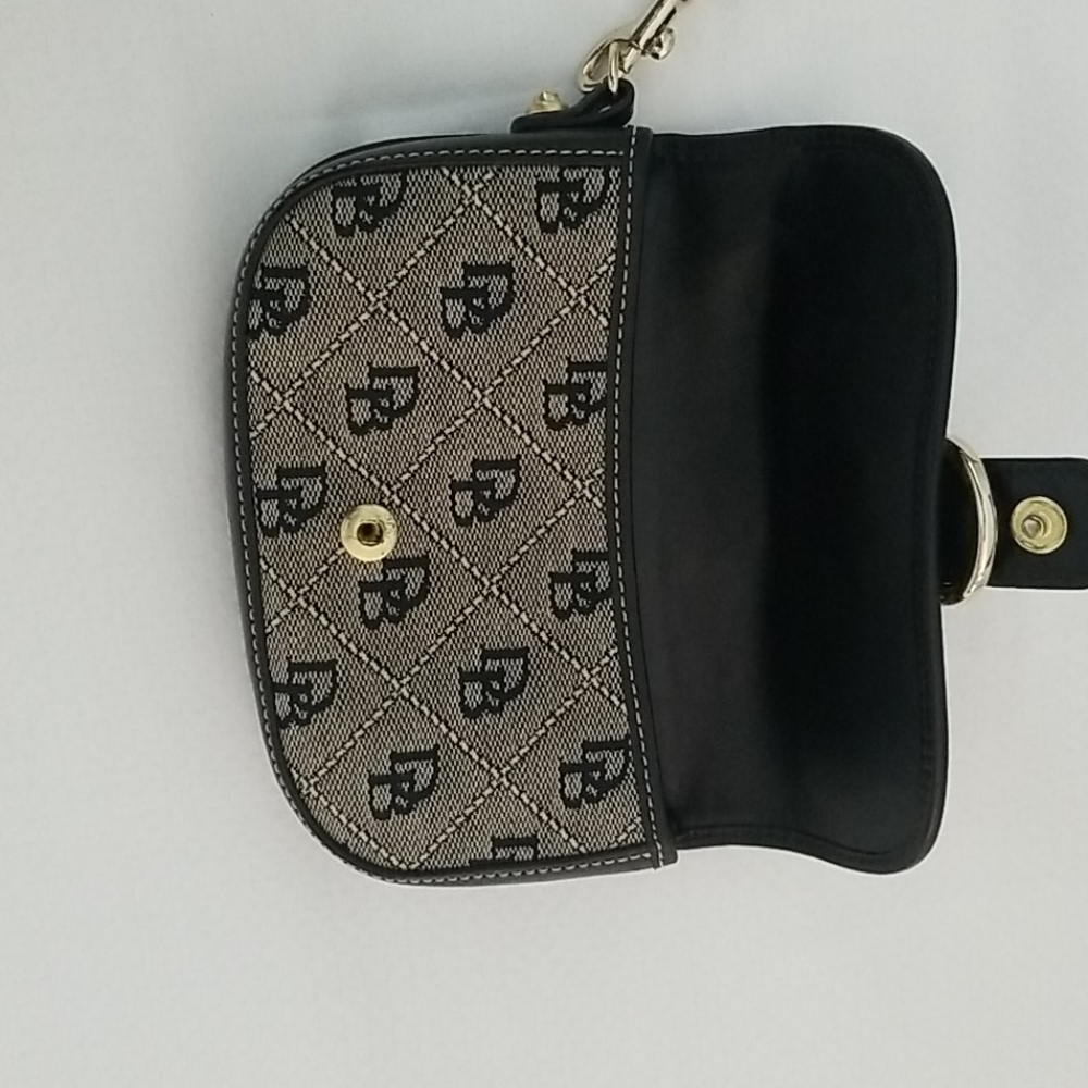 Wristlet - Picture 2 of 3